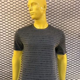 Showing lines olive t-shirt