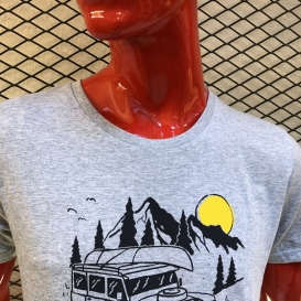 Wilderness Jeep grey t-shirt