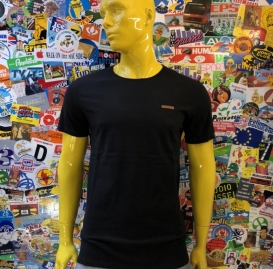 Recita black t-shirt