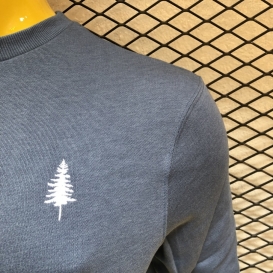 White Spruce vintage blue crew neck sweater