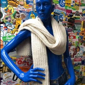 Mixture creamy scarf